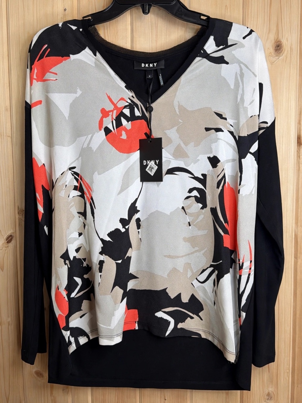 DKNY Women's Abstract Floral V-Neck Long Sleeve Top in Black/Red/Taupe